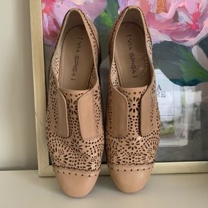 Via Spiga Laser Cut Oxfords Sz 9